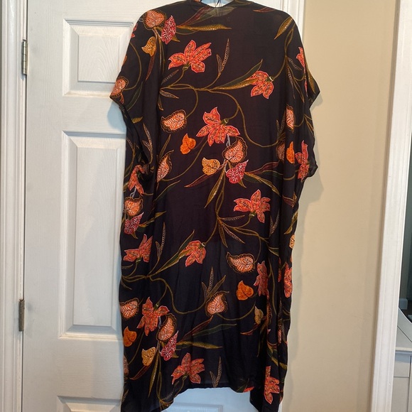 LOFT Beach Kimono - Picture 3 of 3